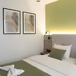 Olive Boutique 4* يميناريا