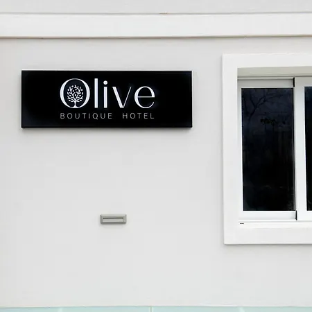 Olive Boutique يميناريا